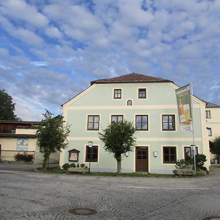 Brauereigasthof Zur Post Eschlkam Buitenkant foto