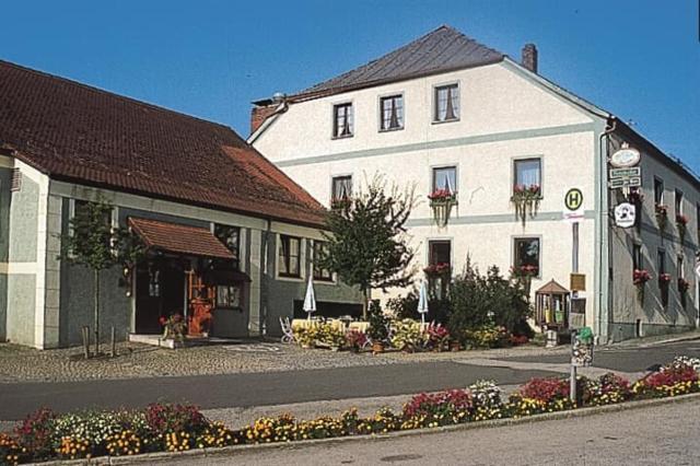 Brauereigasthof Zur Post Eschlkam Buitenkant foto